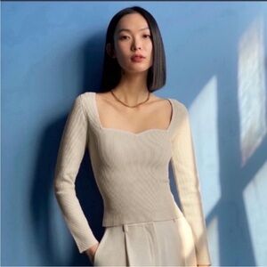 Aritzia Babaton Sculpt Cream Ribbed Long Sleeve Top